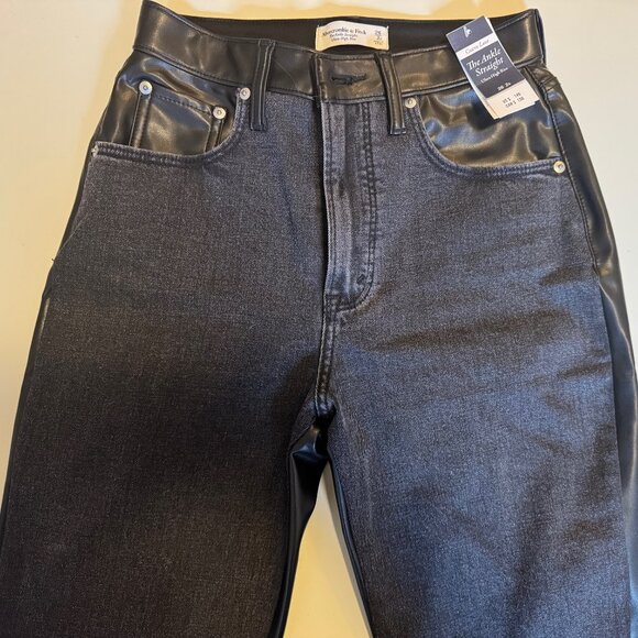 Abercrombie Mixed Fabric Curve Love High Rise Ankle Straight Jean - NWT, 26S - Picture 5 of 6